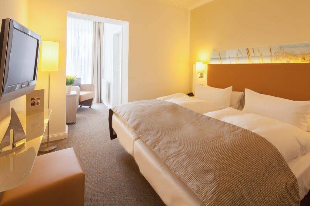 Hotel Erholung Kellenhusen Eksteriør bilde